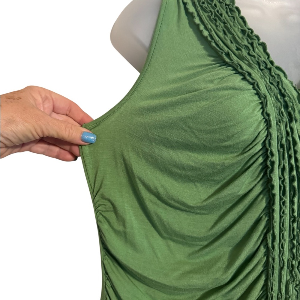 NWT Green Ruched Sleeveless Spring/Summer Top LARGE #R - Picture 3 of 7